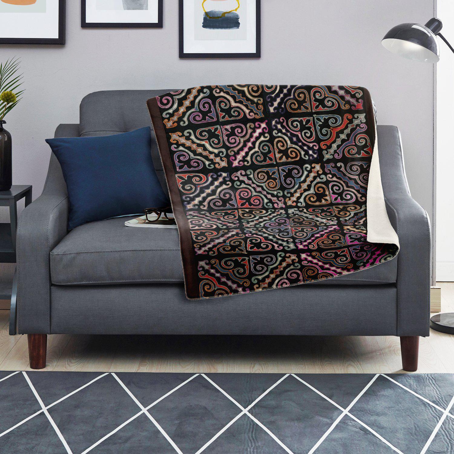 MIAO CULTURE 19TH-CENTURY DESIGN | Sherpa Fleece Blanket