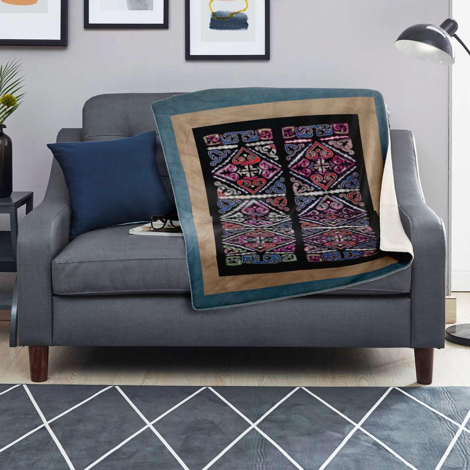 MIAO CULTURE 19TH-CENTURY DESIGN | Sherpa Fleece Blanket