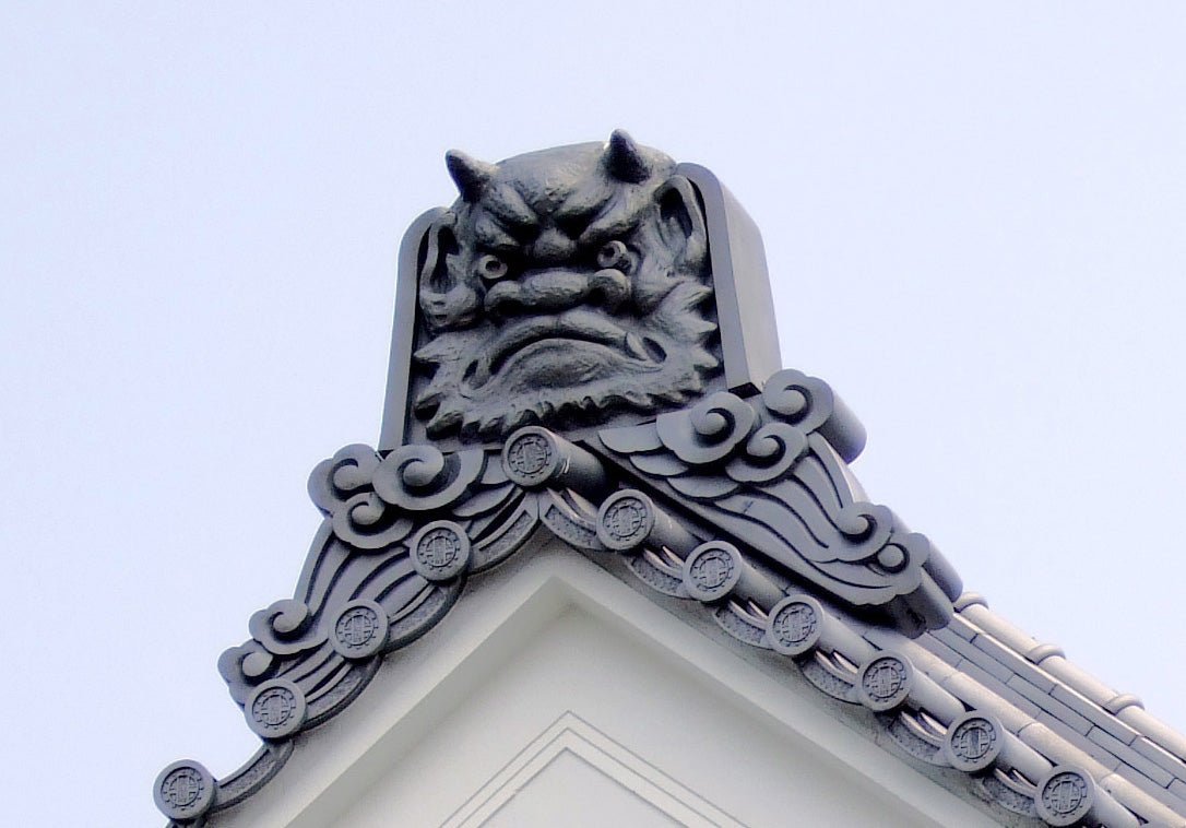 Onigawara Gargoyle and Sparrows (Totoya Hokkei) | Japanese Ukiyo-e | Funny Cute Kawaii Oni Yokai | Vintage Framed & Mounted Print